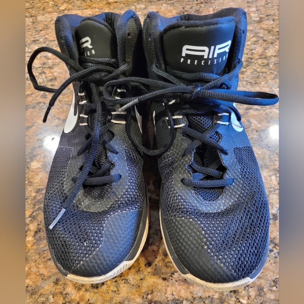 Nike Air precision shoes
